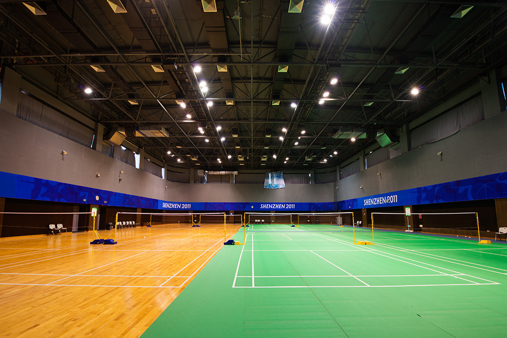 indoor badminton lihgt