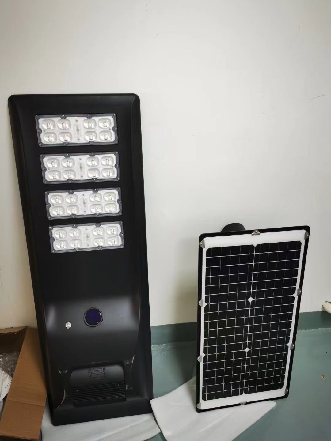 led solar street light